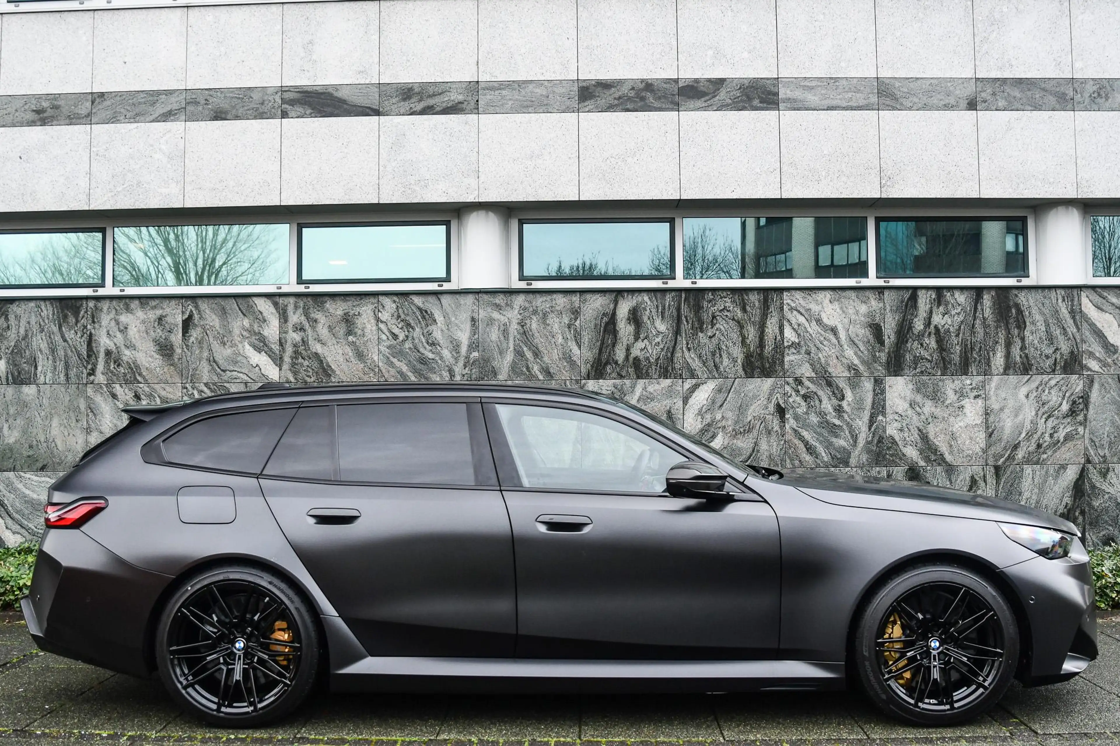 BMW M5 Touring M5 Individual lak |Keramisch|Carbon|Trekha — photo 4