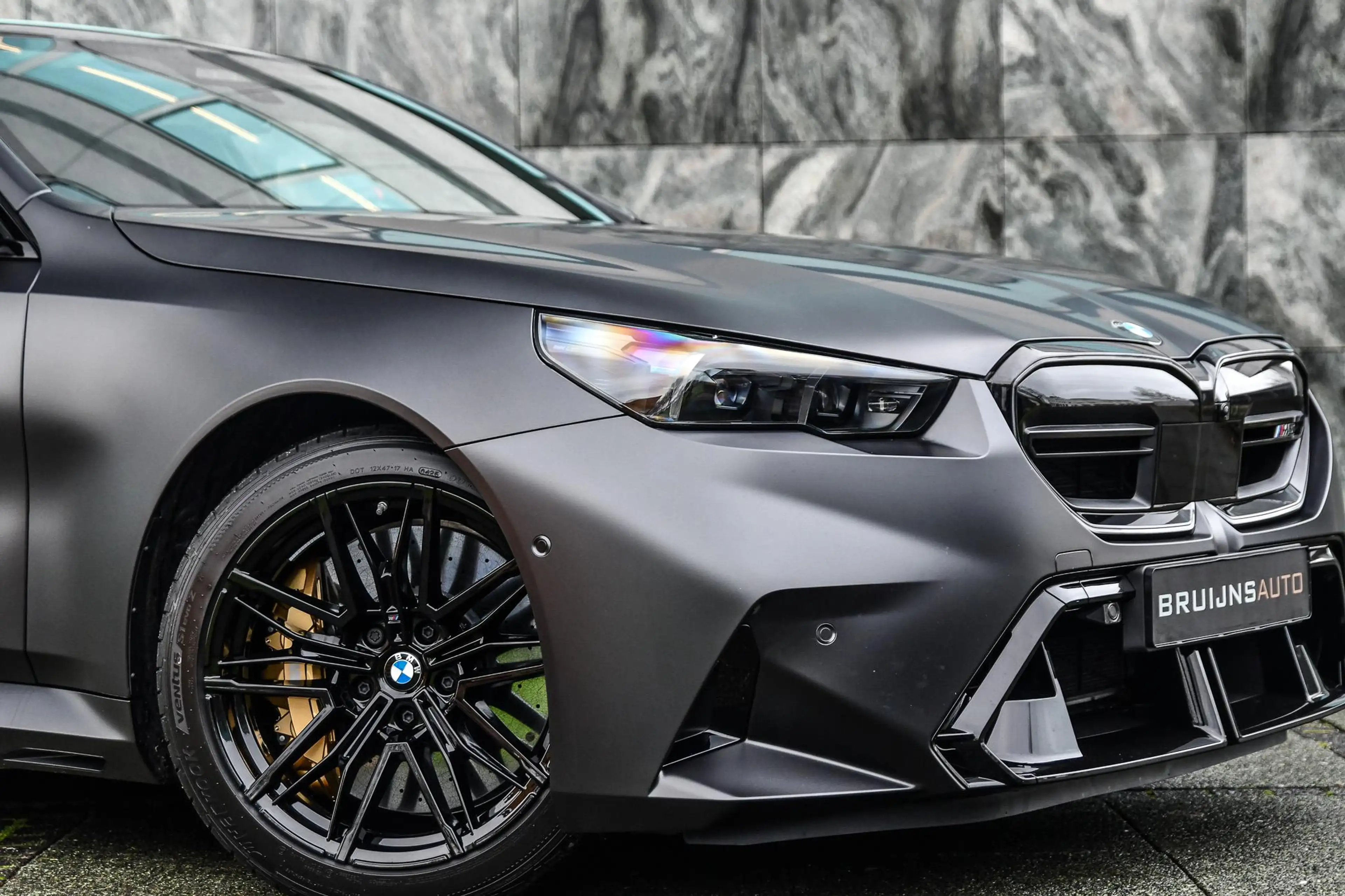 BMW M5 Touring M5 Individual lak |Keramisch|Carbon|Trekha — photo 17