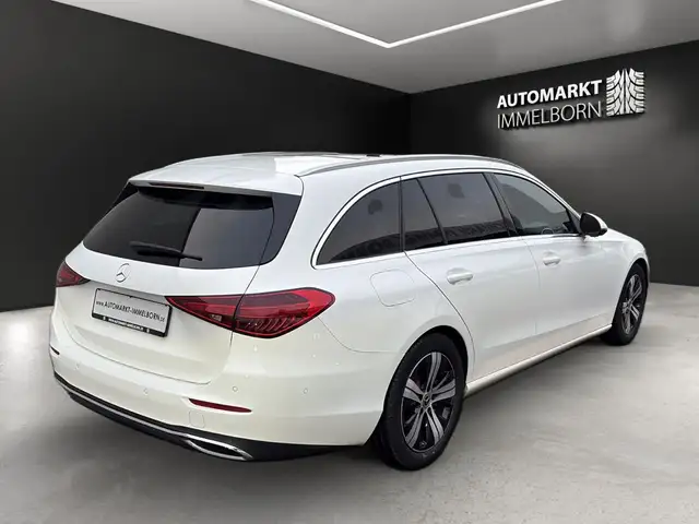 Mercedes-Benz C-Class view 7
