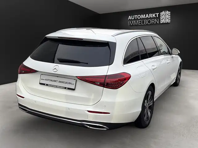 Mercedes-Benz C-Class view 6