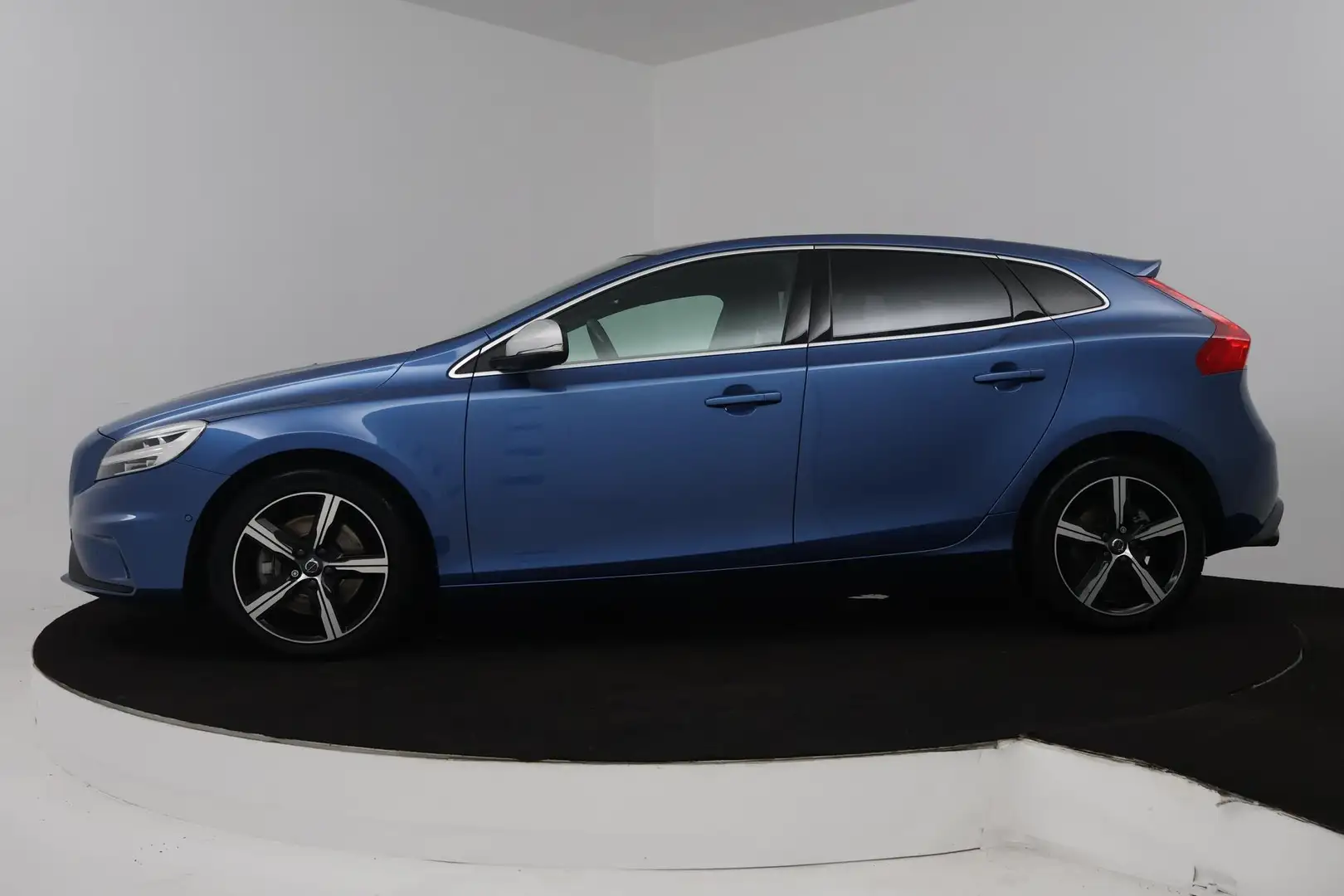 Volvo V40 1.5 T3 Polar+ Sport (TREKHAAK, STOELVERWARMING, AC Bleu - 2