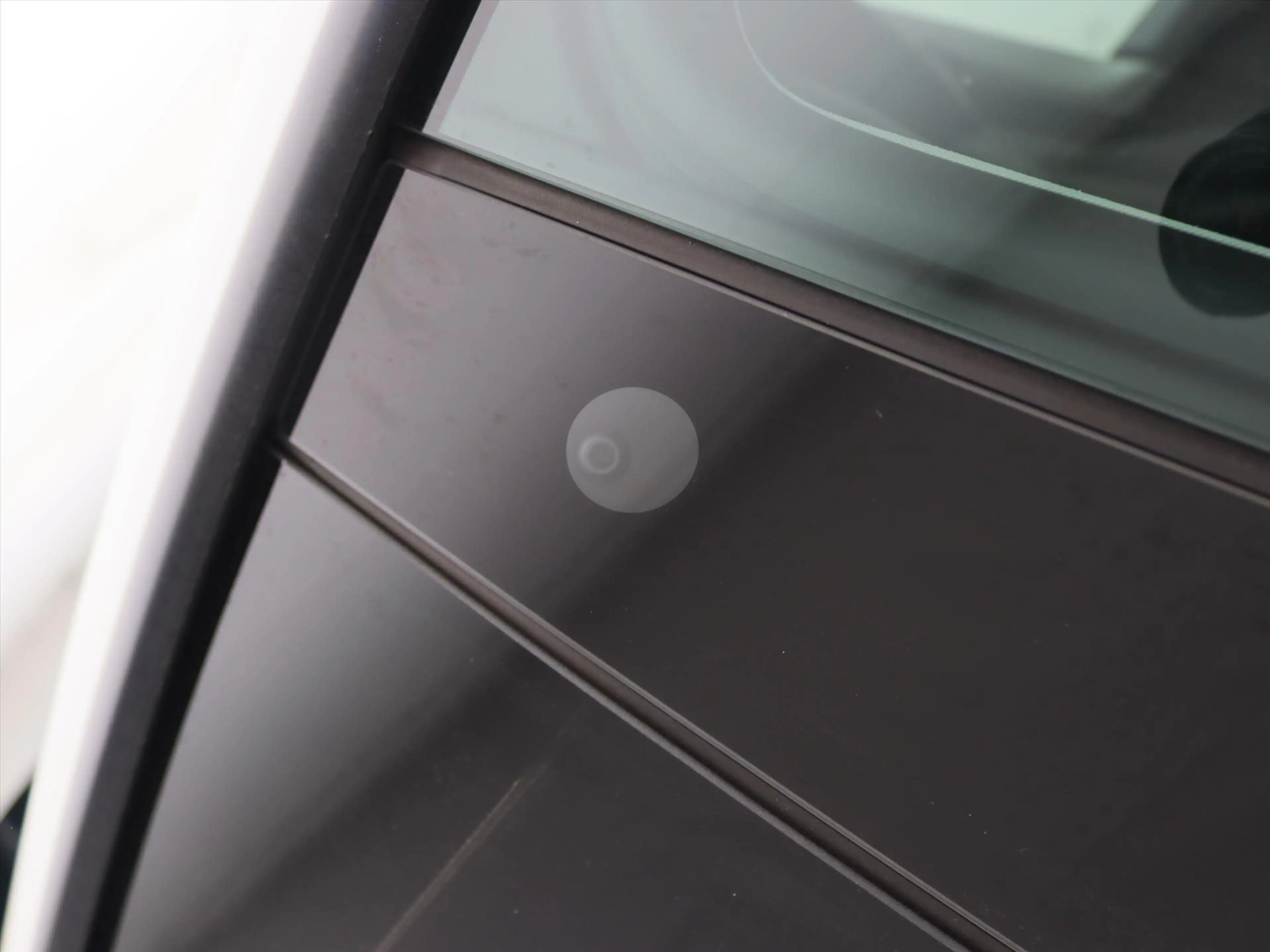 Tesla Model Y Standard RWD Plus 351pk 94.9% SoH [ TREKHAAK+RYZEN — photo 29