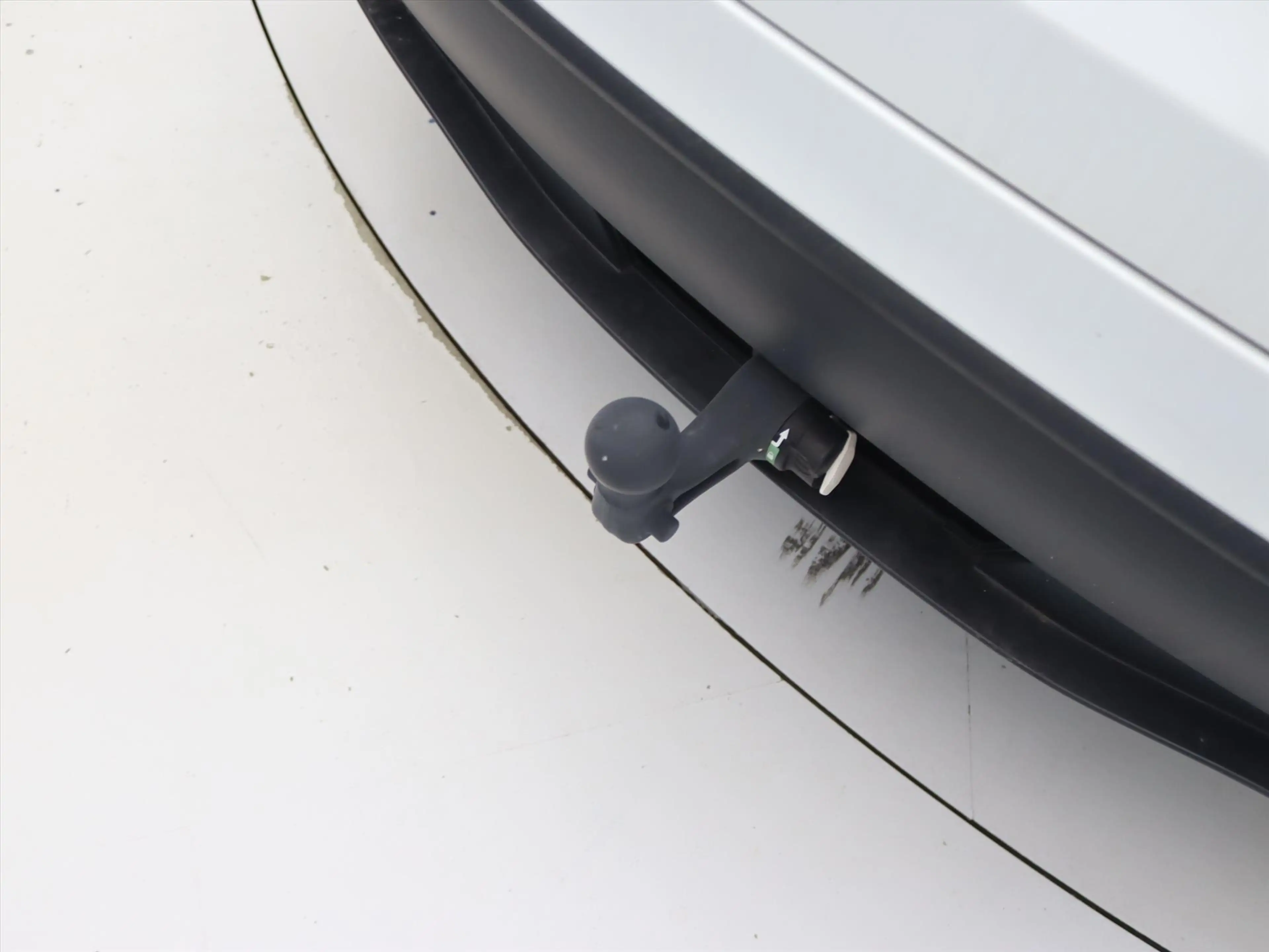 Tesla Model Y Standard RWD Plus 351pk 94.9% SoH [ TREKHAAK+RYZEN — photo 25