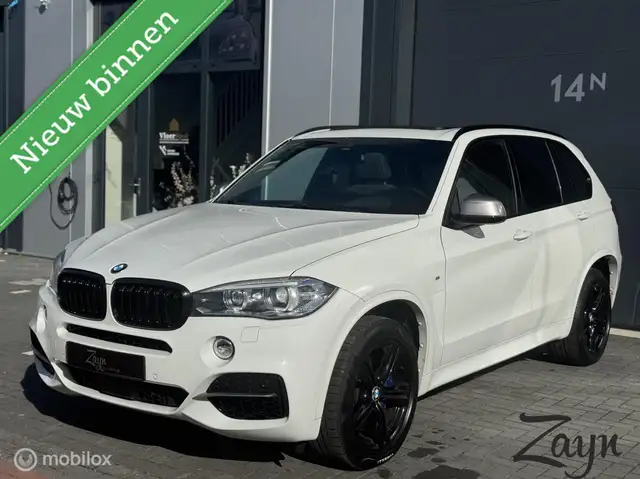 BMW X5 M50D | Grijs kenteken | Pano | HUD | Memory | H&K