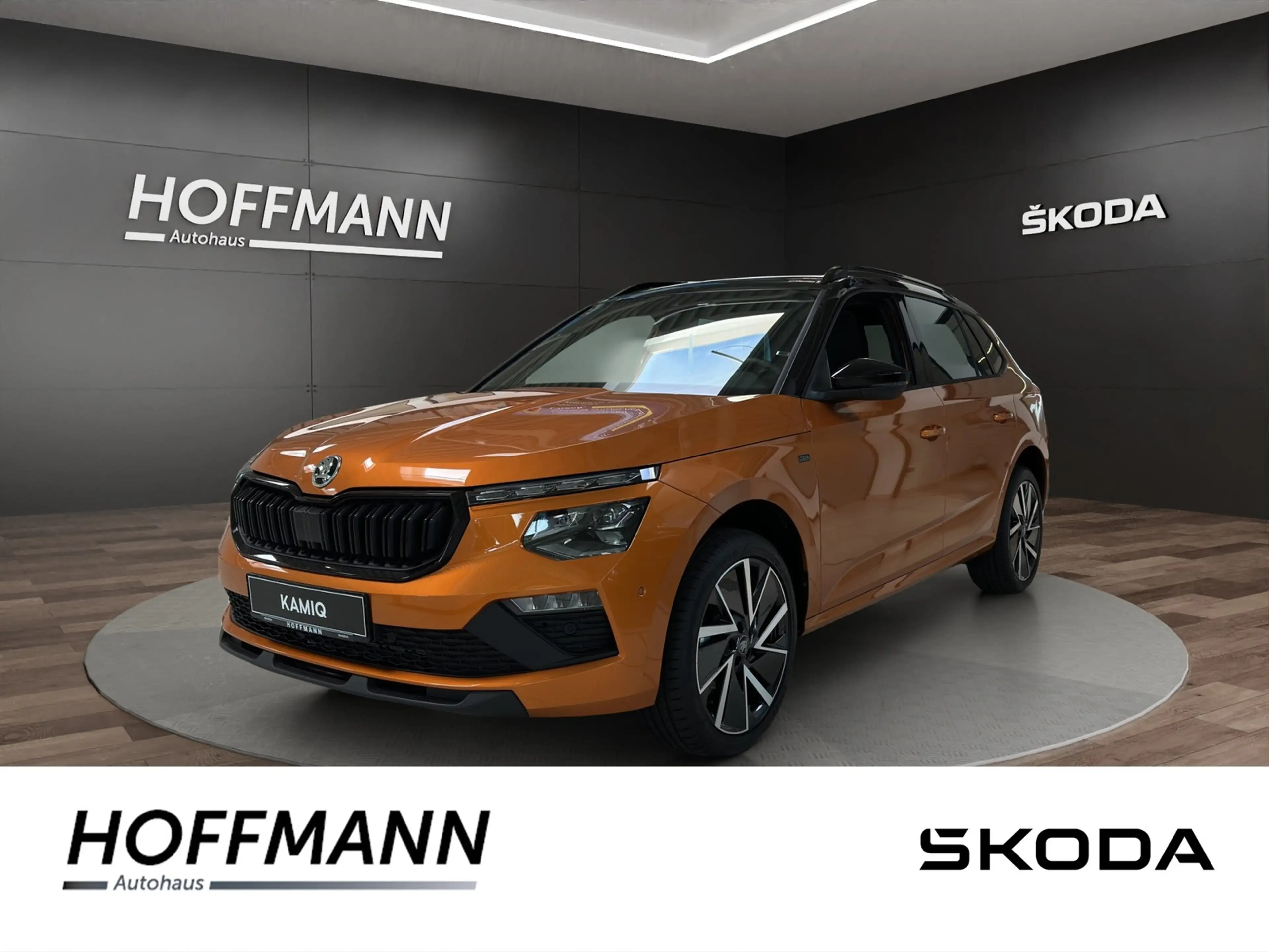 Skoda Kamiq 1.5 TSI DSG Selection AHK+Pano+ACC+Matrix