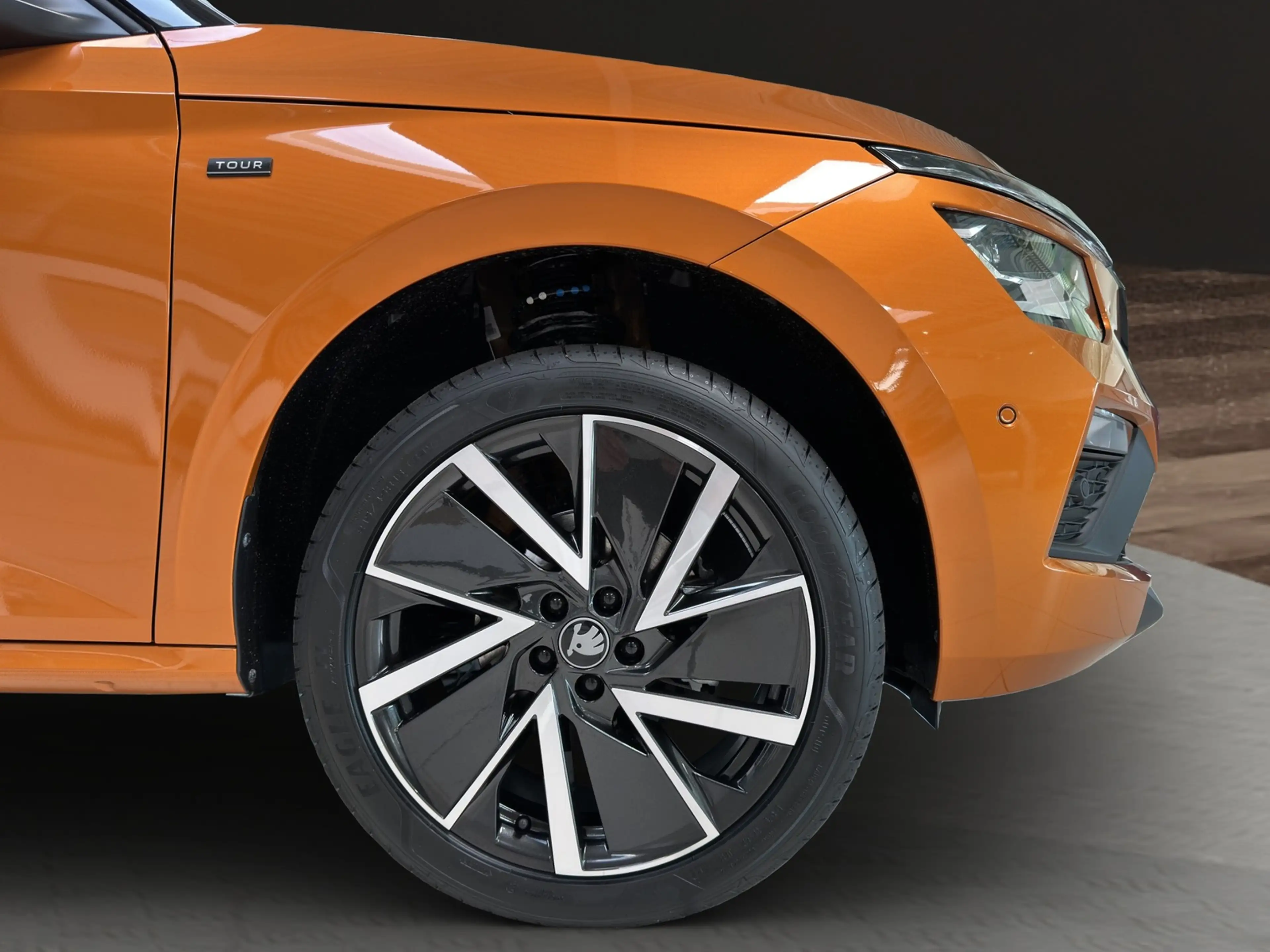 Skoda Kamiq 1.5 TSI DSG Selection AHK+Pano+ACC+Matrix — photo 5