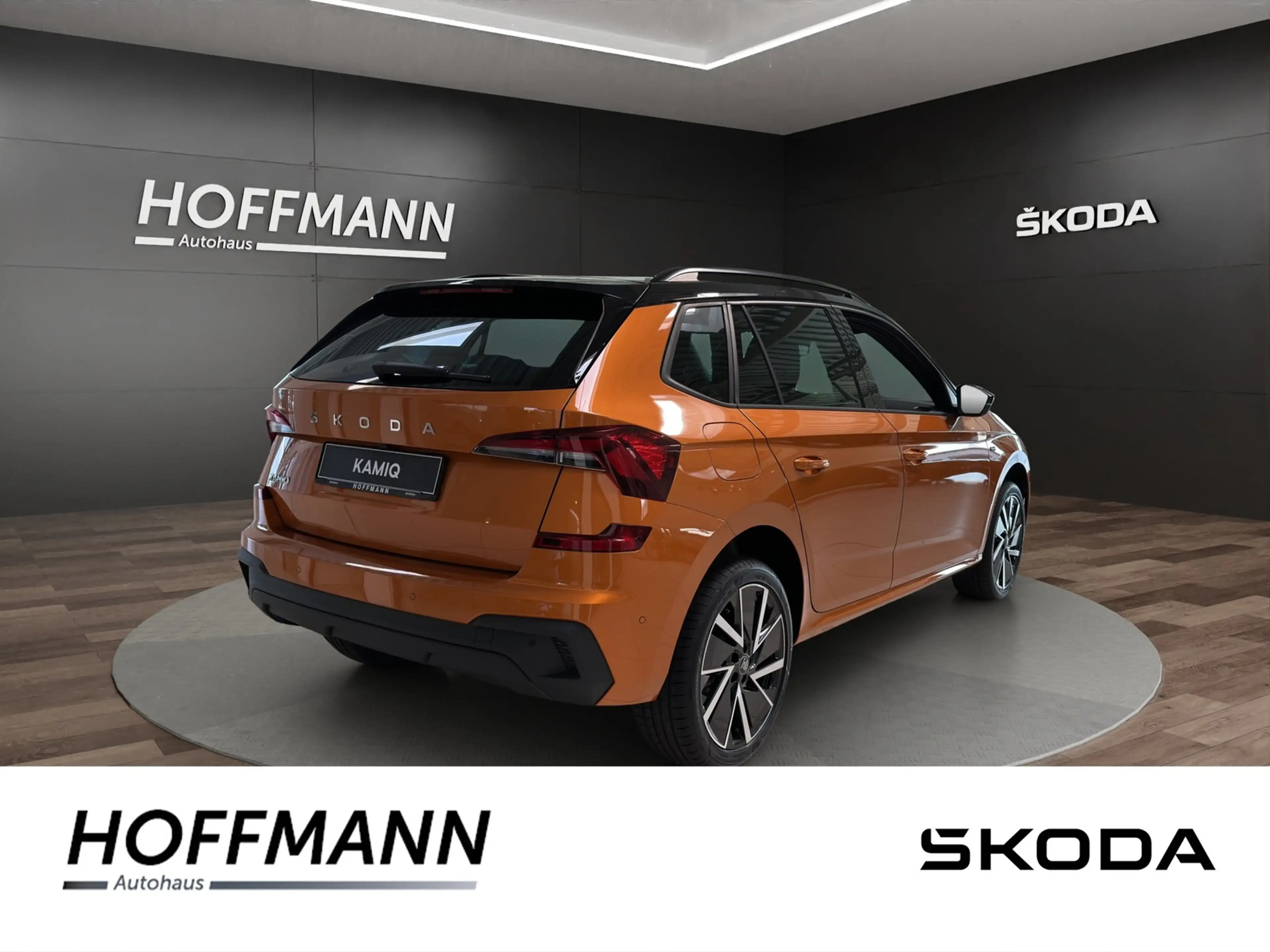 Skoda Kamiq 1.5 TSI DSG Selection AHK+Pano+ACC+Matrix — photo 2