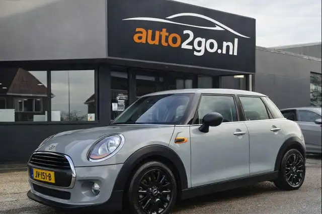 MINI Mini 1.5D 4Drs BUSINESS EDITION SPORTLEDER NAVI PA