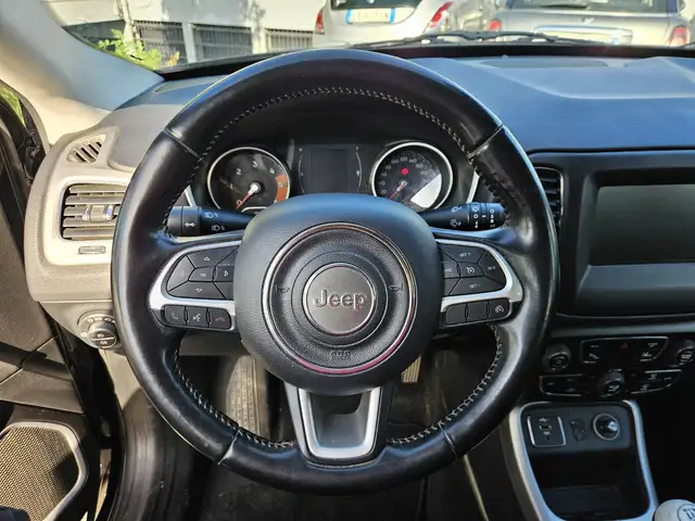 Jeep Compass view 13