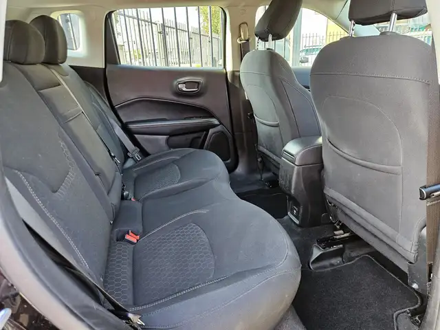 Jeep Compass view 12