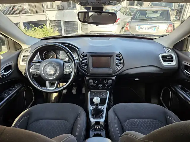 Jeep Compass view 9