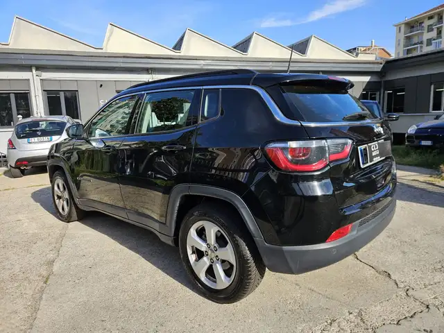 Jeep Compass view 4