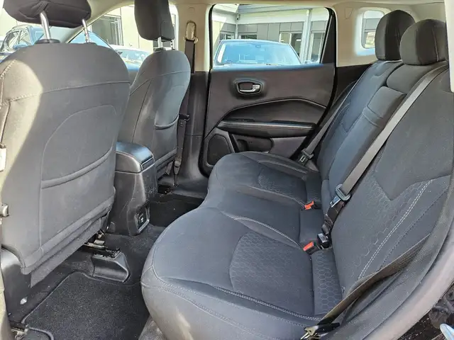 Jeep Compass view 8