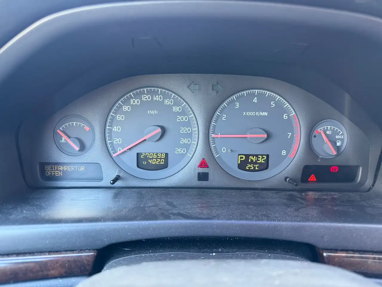 Volvo S80 2.4 Automatik HU 09.2026, foto 11