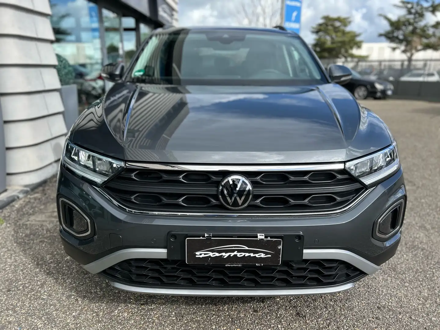 Volkswagen T-Roc 2.0 tdi Life 115cv Gris - 1