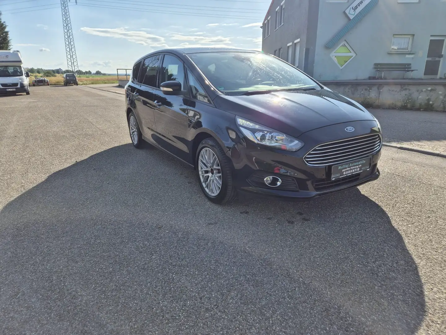 Ford S-Max Business Schwarz - 1
