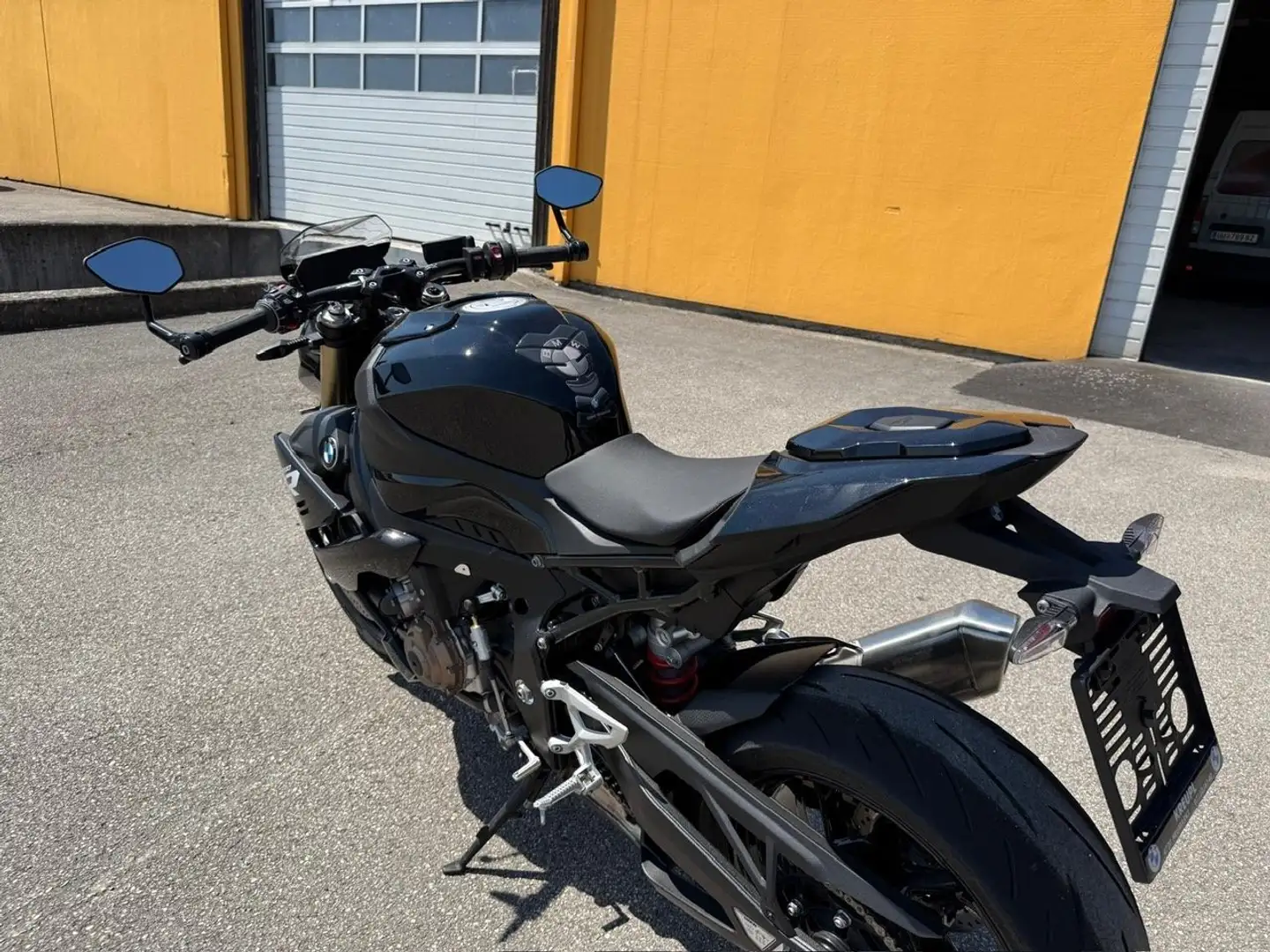 BMW S 1000 R Naked Bike Schwarz - 2