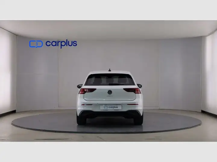 Volkswagen Golf 2025, foto 6