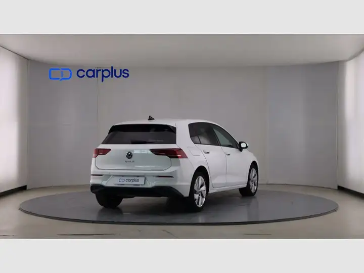 Volkswagen Golf 2025, foto 7