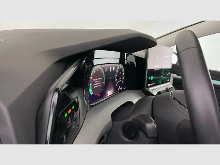 Volkswagen Golf 2025, foto 45