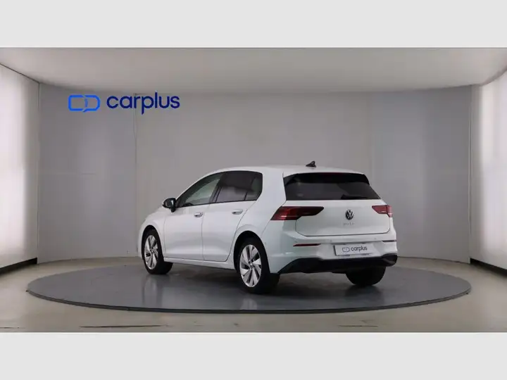 Volkswagen Golf 2025, foto 5