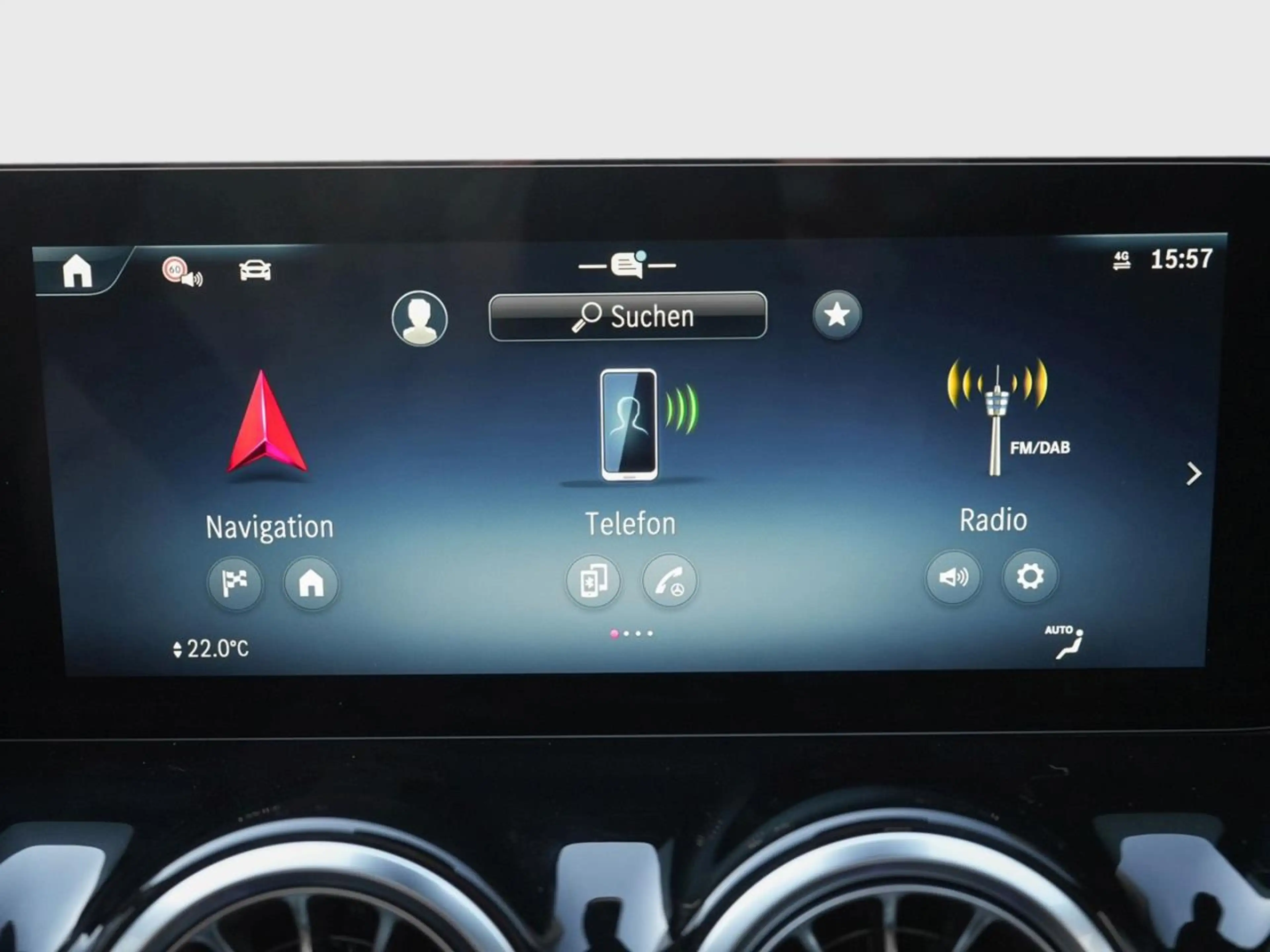 Mercedes-Benz GLA 220 d 4MATIC AMG Night Panorama 360° HUD AHK — photo 14