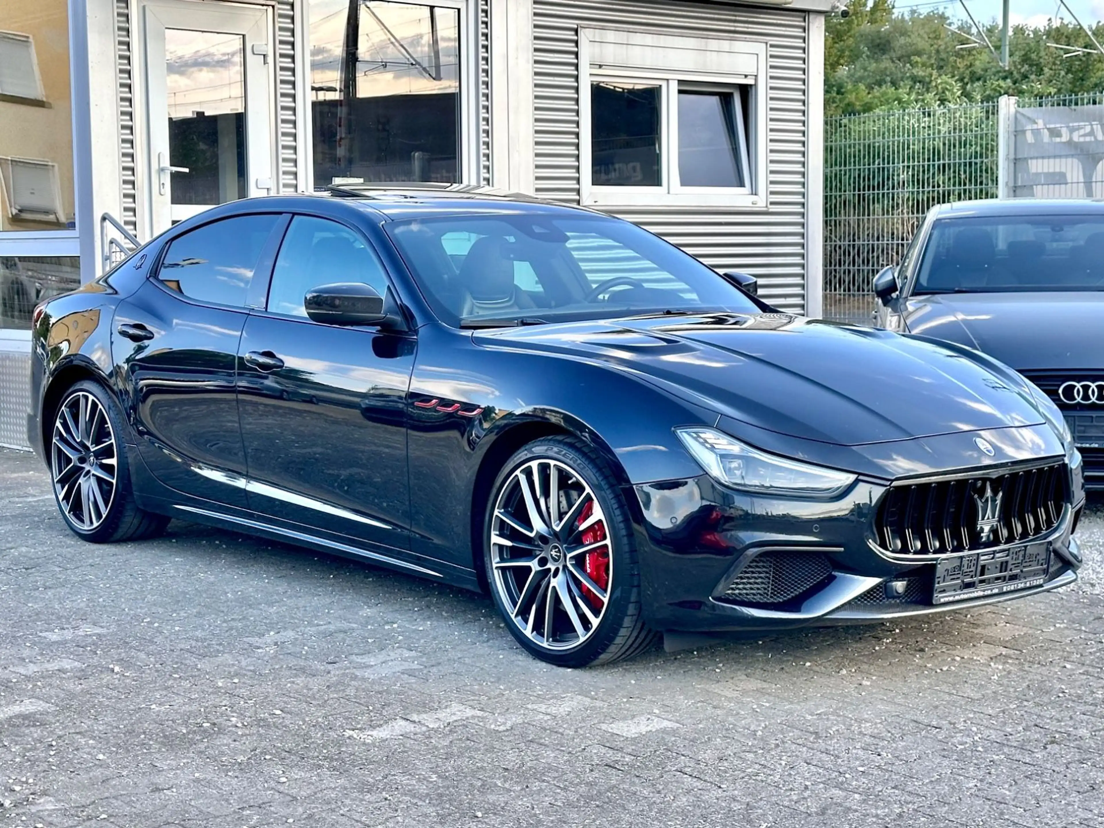 Maserati Ghibli GHIBLI TROFEO *VOLL+CARBON+U.V.M...! — photo 3