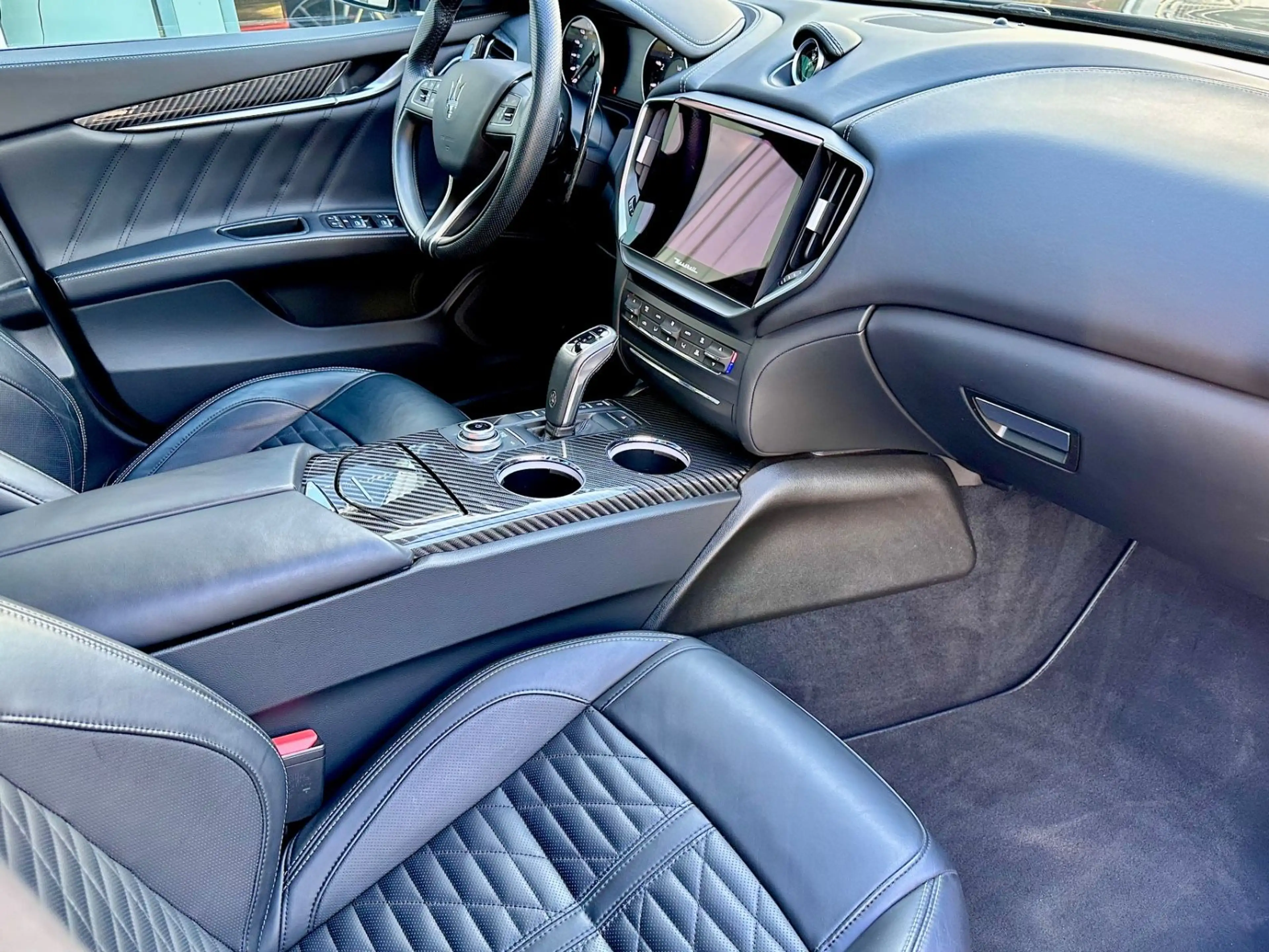 Maserati Ghibli GHIBLI TROFEO *VOLL+CARBON+U.V.M...! — photo 12