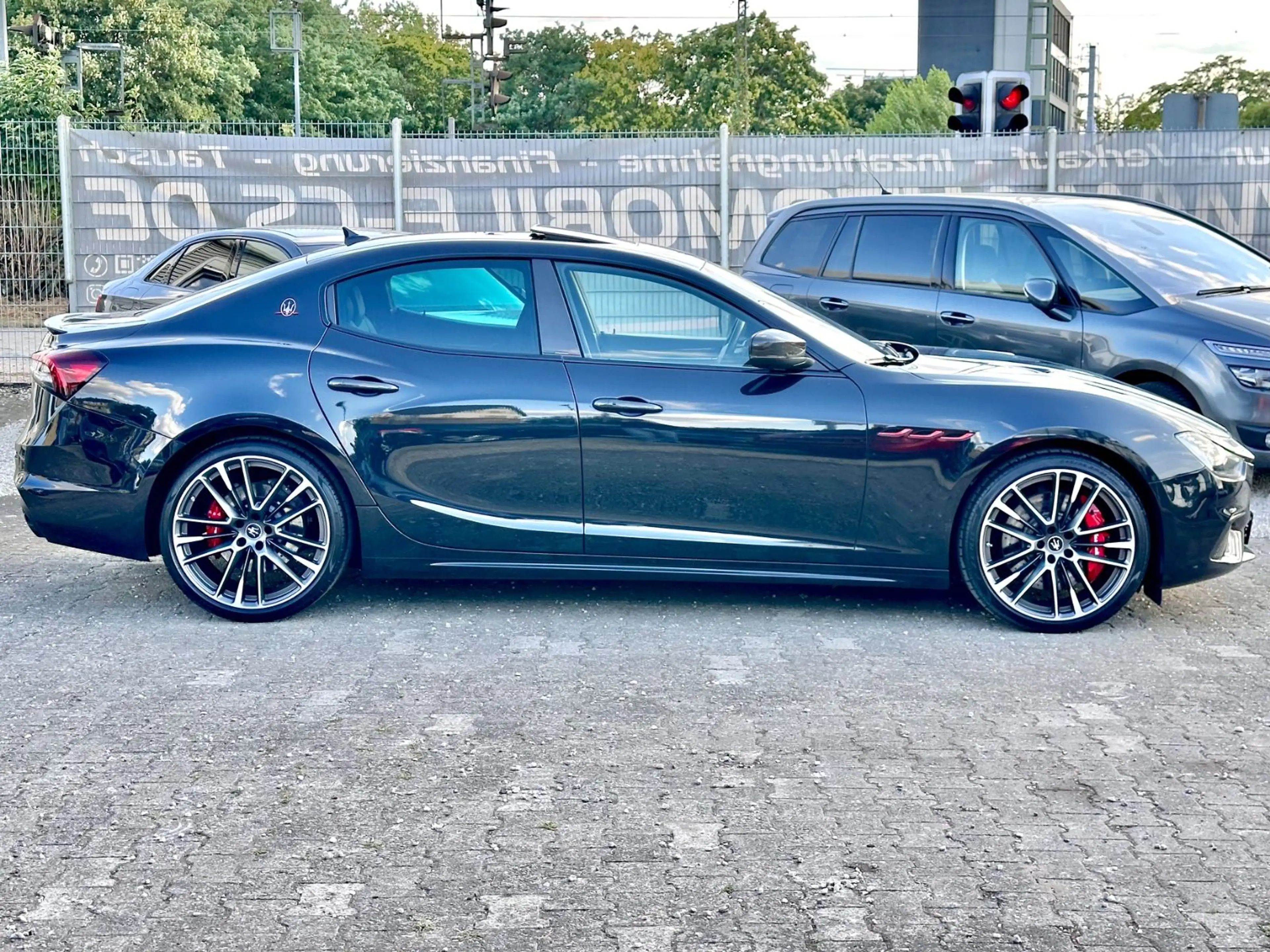 Maserati Ghibli GHIBLI TROFEO *VOLL+CARBON+U.V.M...! — photo 7