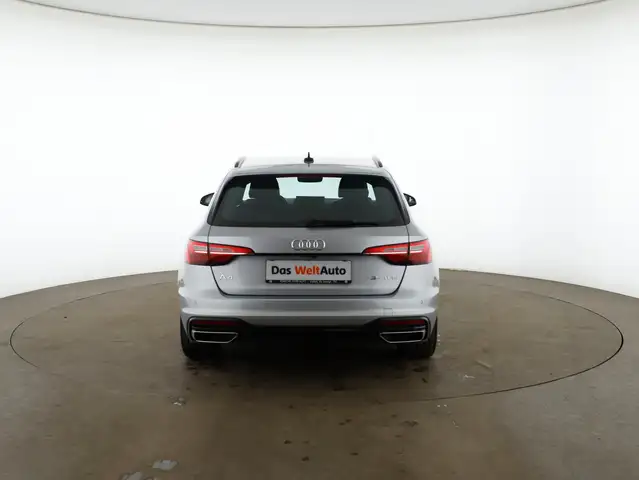 Audi A4 view 6