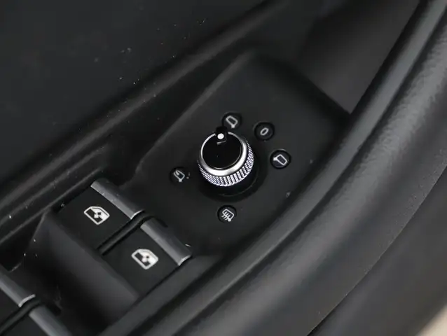 Audi A4 view 19