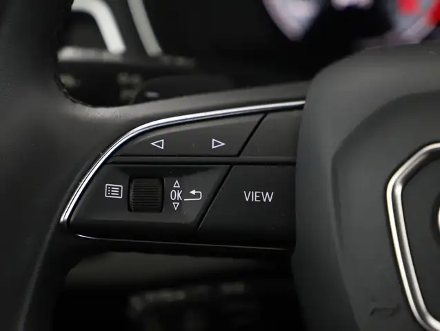 Audi A4 view 13