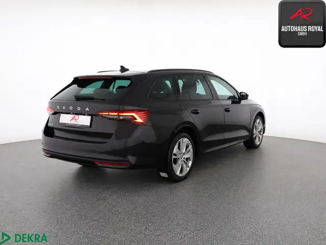 Skoda Octavia view 5
