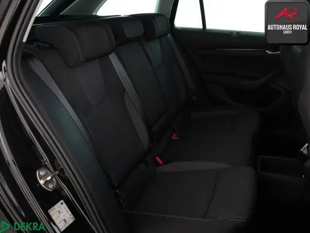 Skoda Octavia view 13