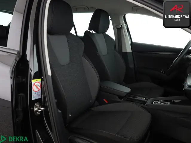 Skoda Octavia view 12