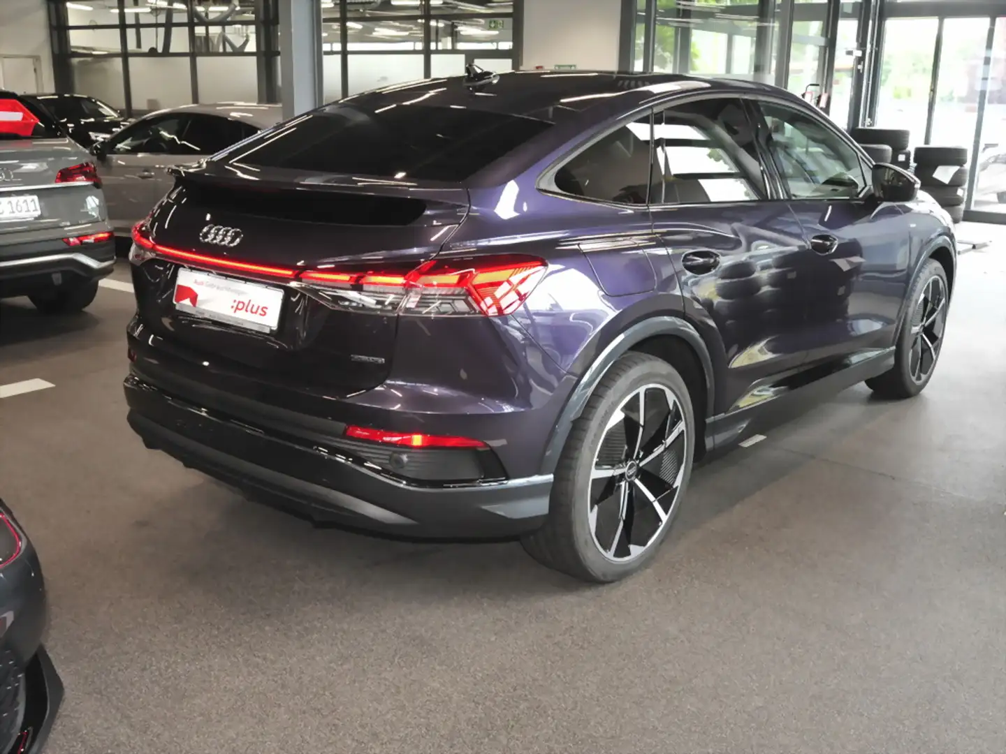 Audi Q4 e-tron Sportback 45 quattro Smartphone-Paket Mauve - 2