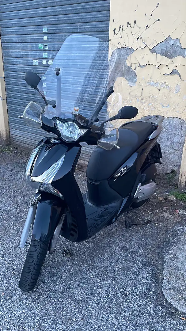 Honda SH 150i - 1