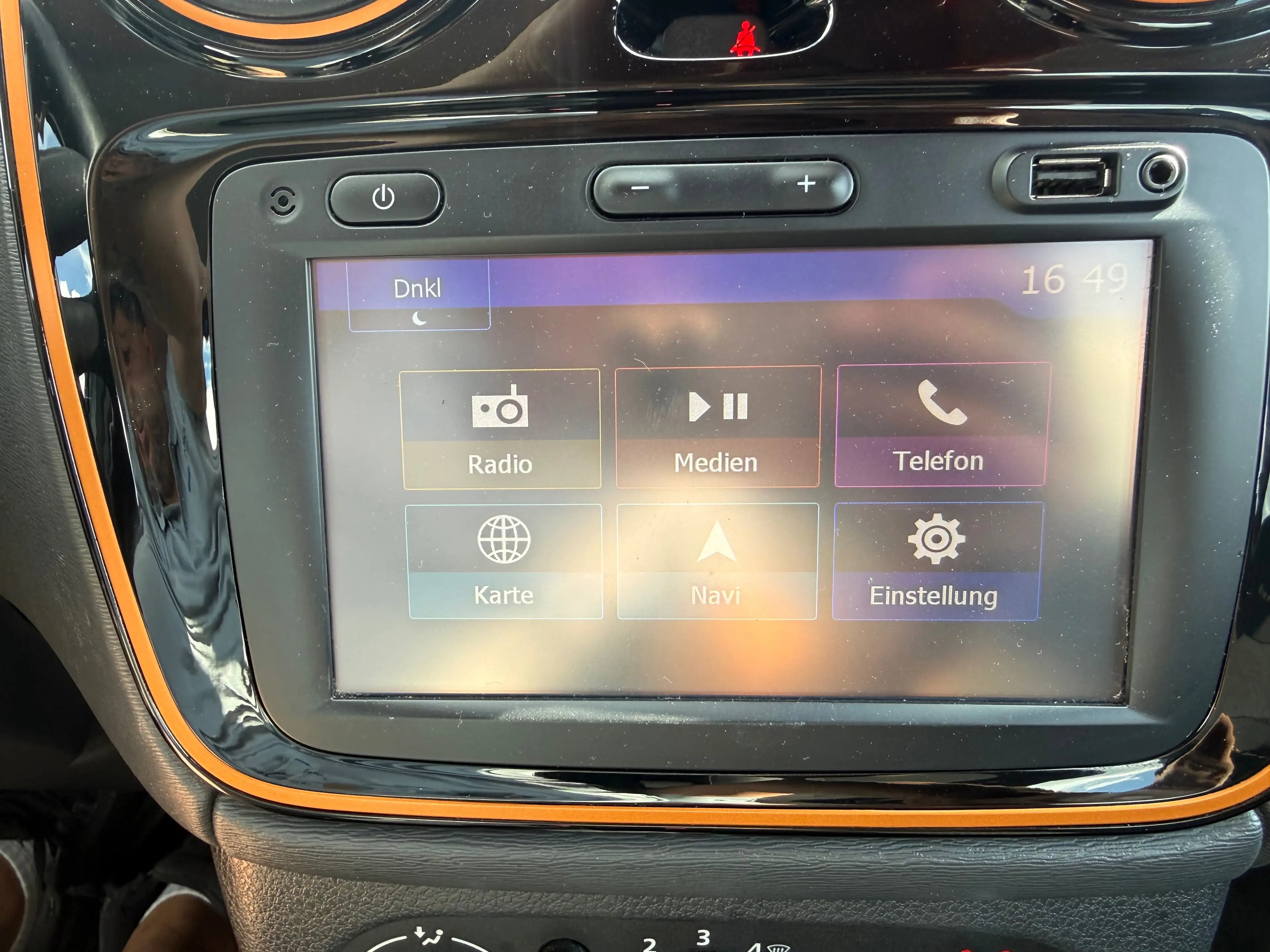 Dacia Lodgy Supreme TCe ID:51 — photo 11
