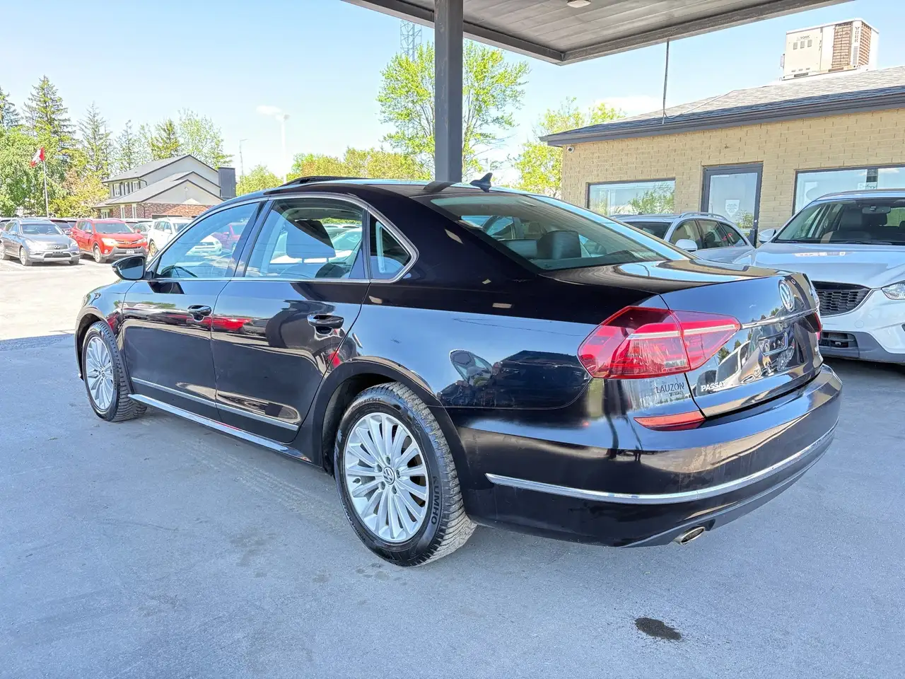 Volkswagen Passat снимка Volkswagen Passat