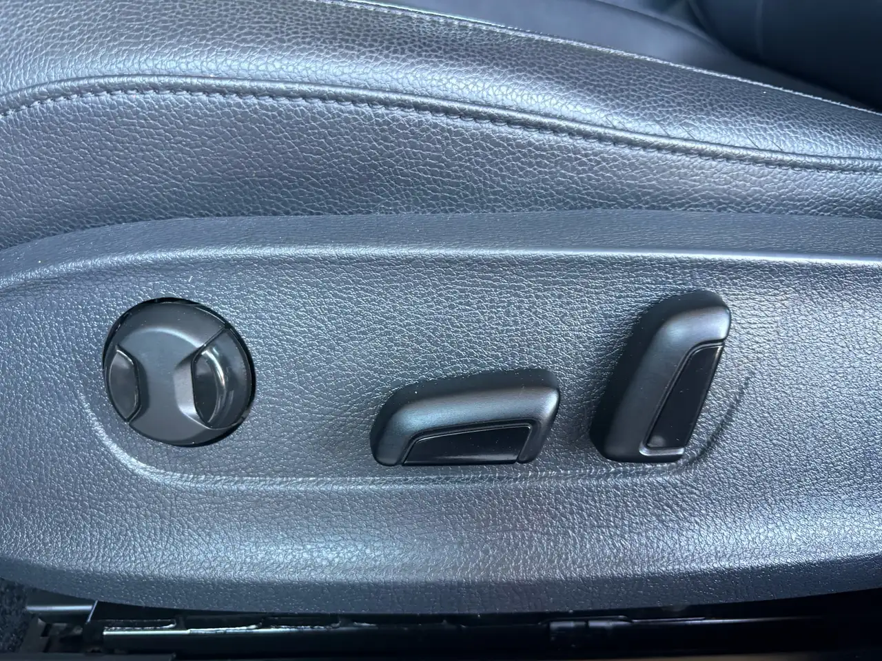 Volkswagen Passat снимка Volkswagen Passat