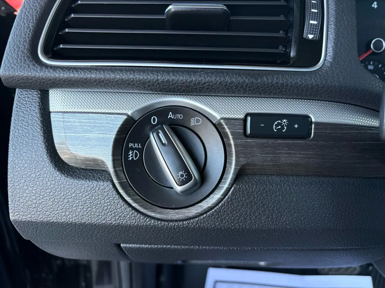 Volkswagen Passat снимка Volkswagen Passat