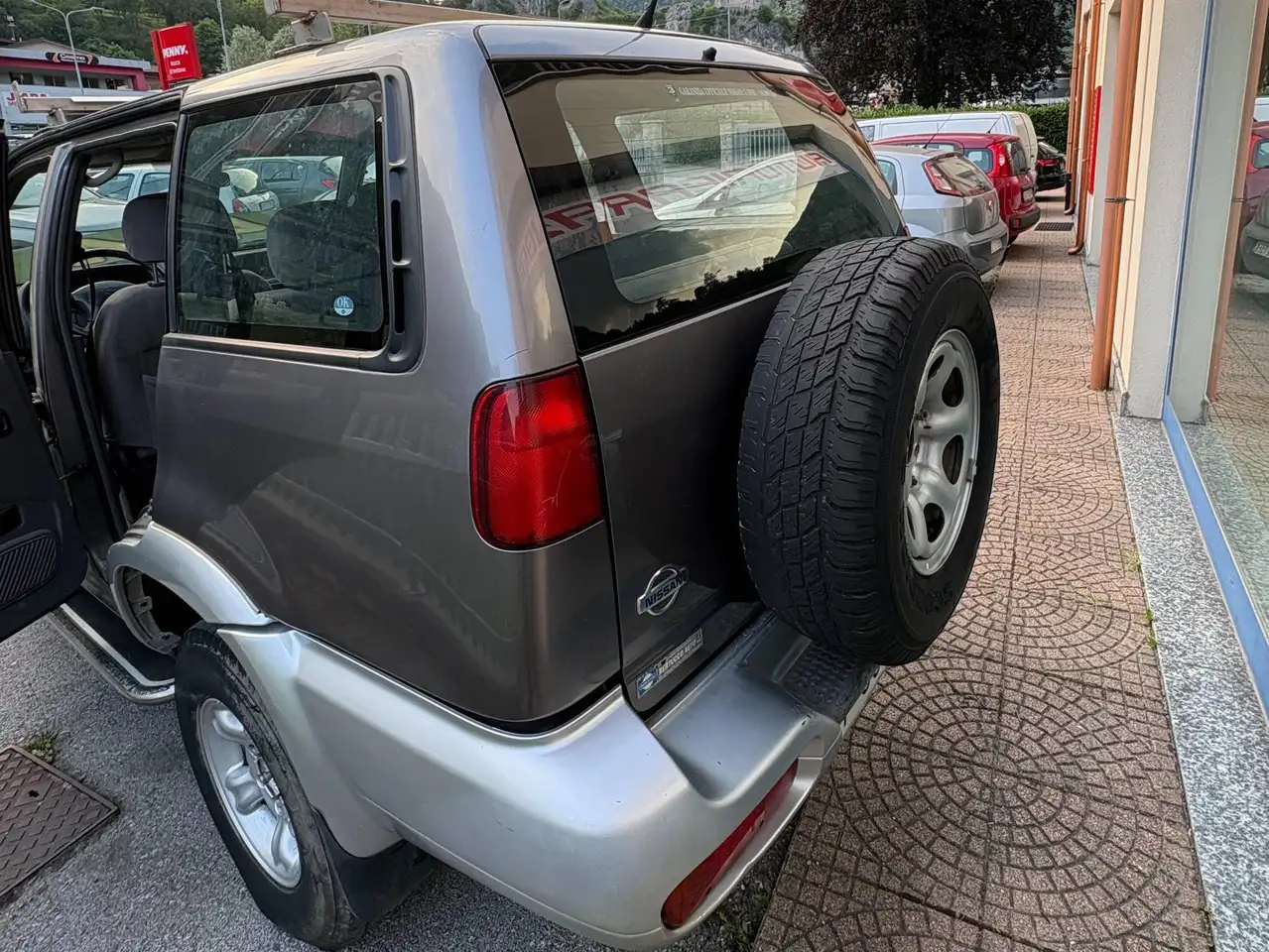 Nissan Terrano II 1997 5p 2.7 tdi SE 7 posti, foto 8