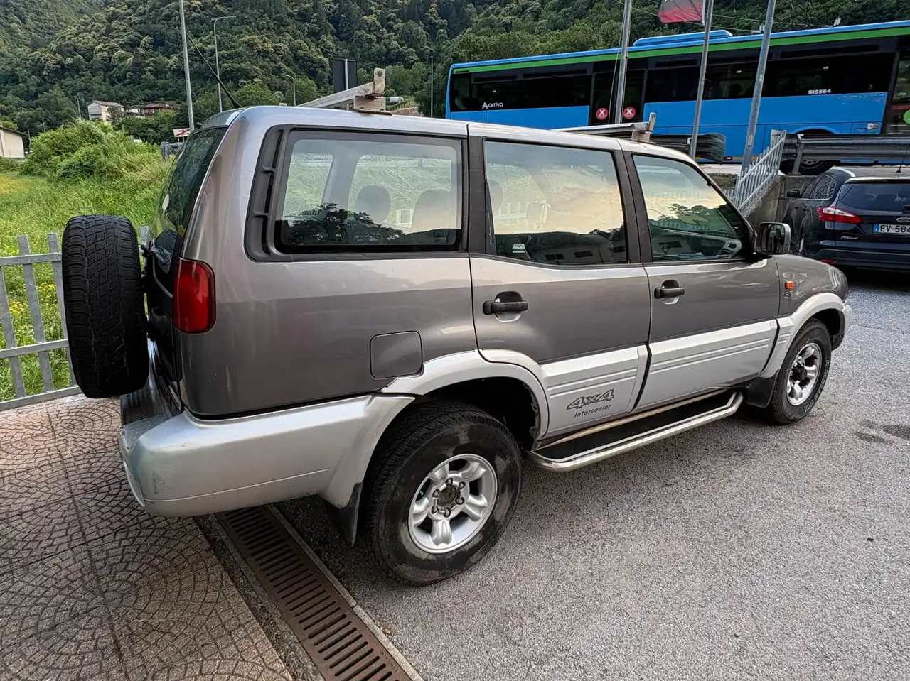 Nissan Terrano II 1997 5p 2.7 tdi SE 7 posti, foto 5