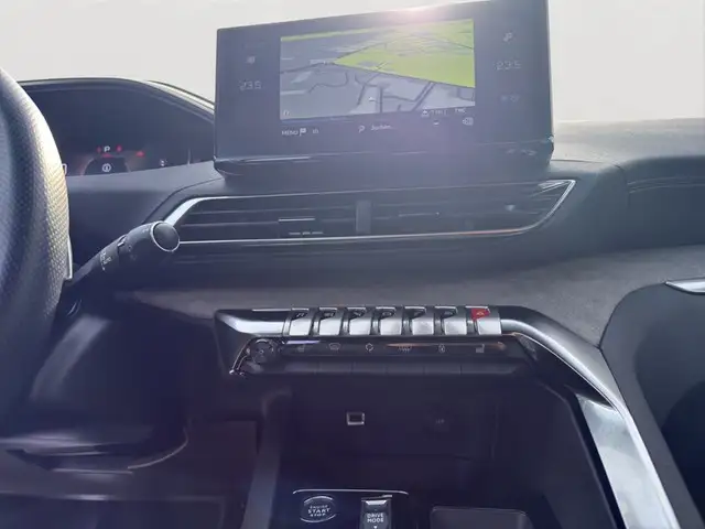 Peugeot 3008 view 12