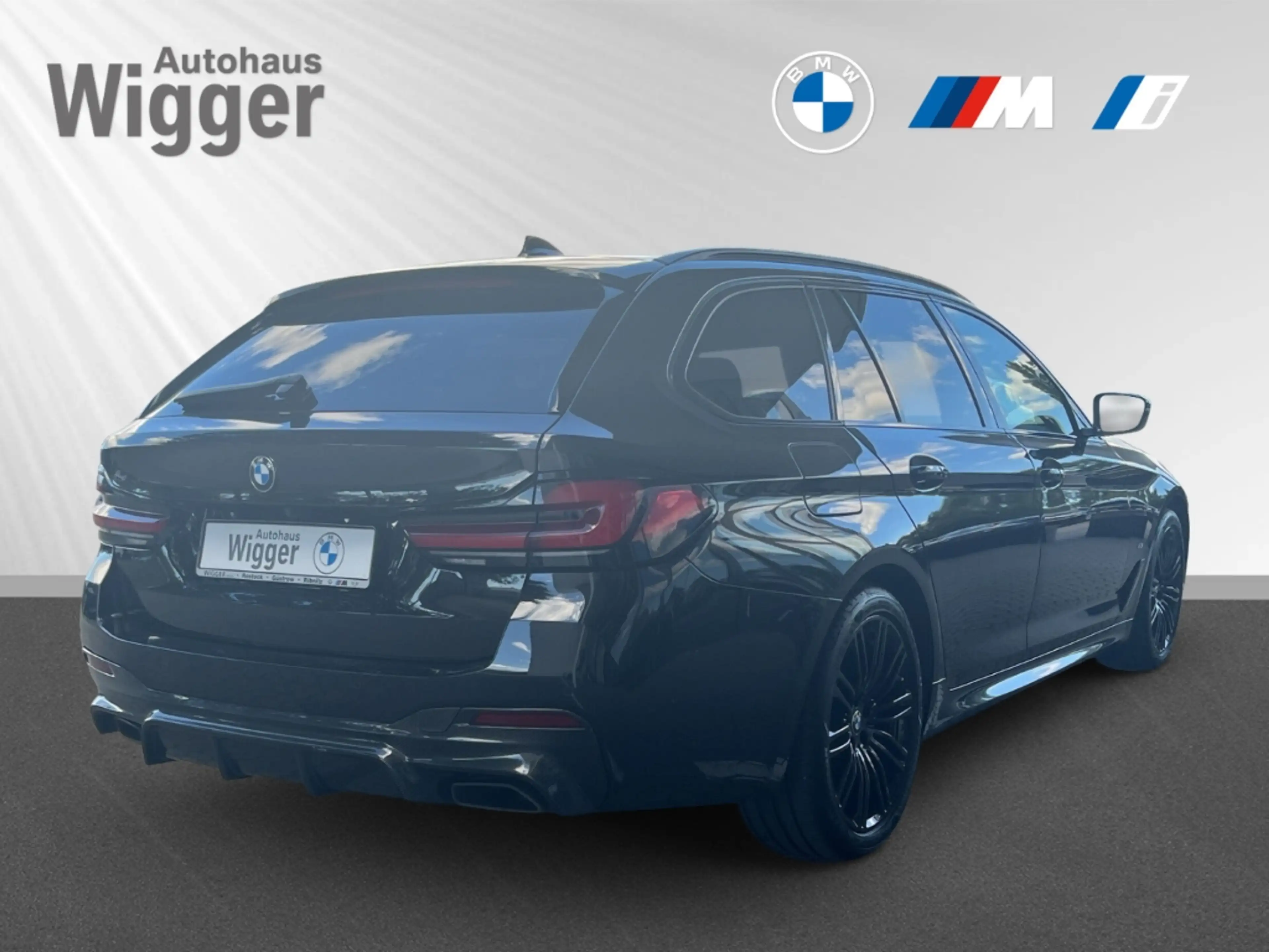 BMW 540 d xDrive M Sport touring/Panorama/Navi/Leder — photo 3