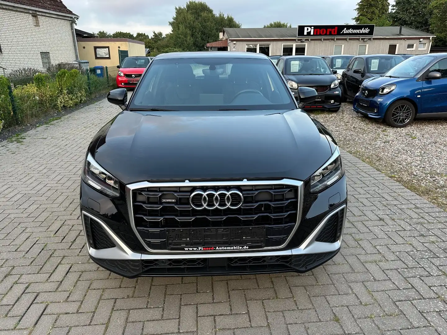 Audi Q2 40 TFSI quattro S LINE-LED-NAVI-DAB-KAM-1HAND Schwarz - 2