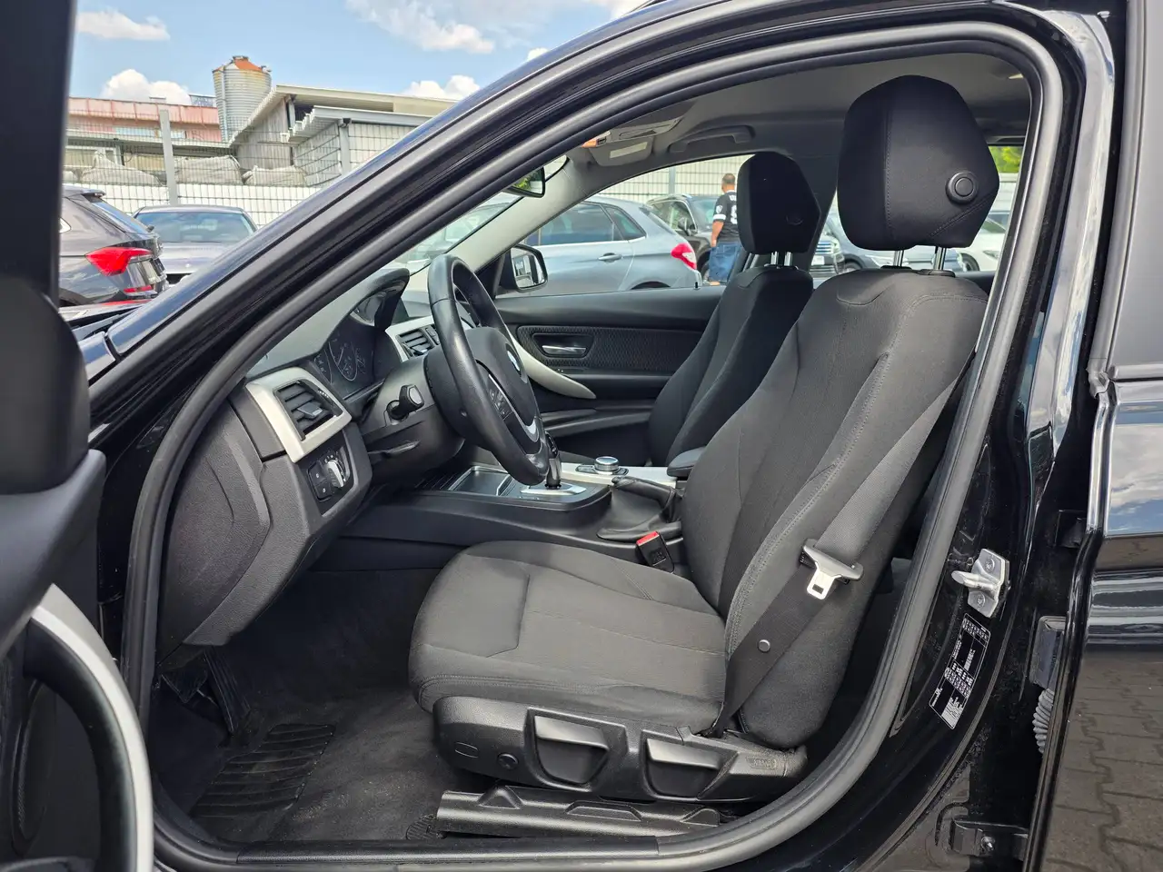 BMW 320 D TOURING 190CH - HAYON ELECTRIQUE - BVA - PACK SPORT - 138.000 KMS