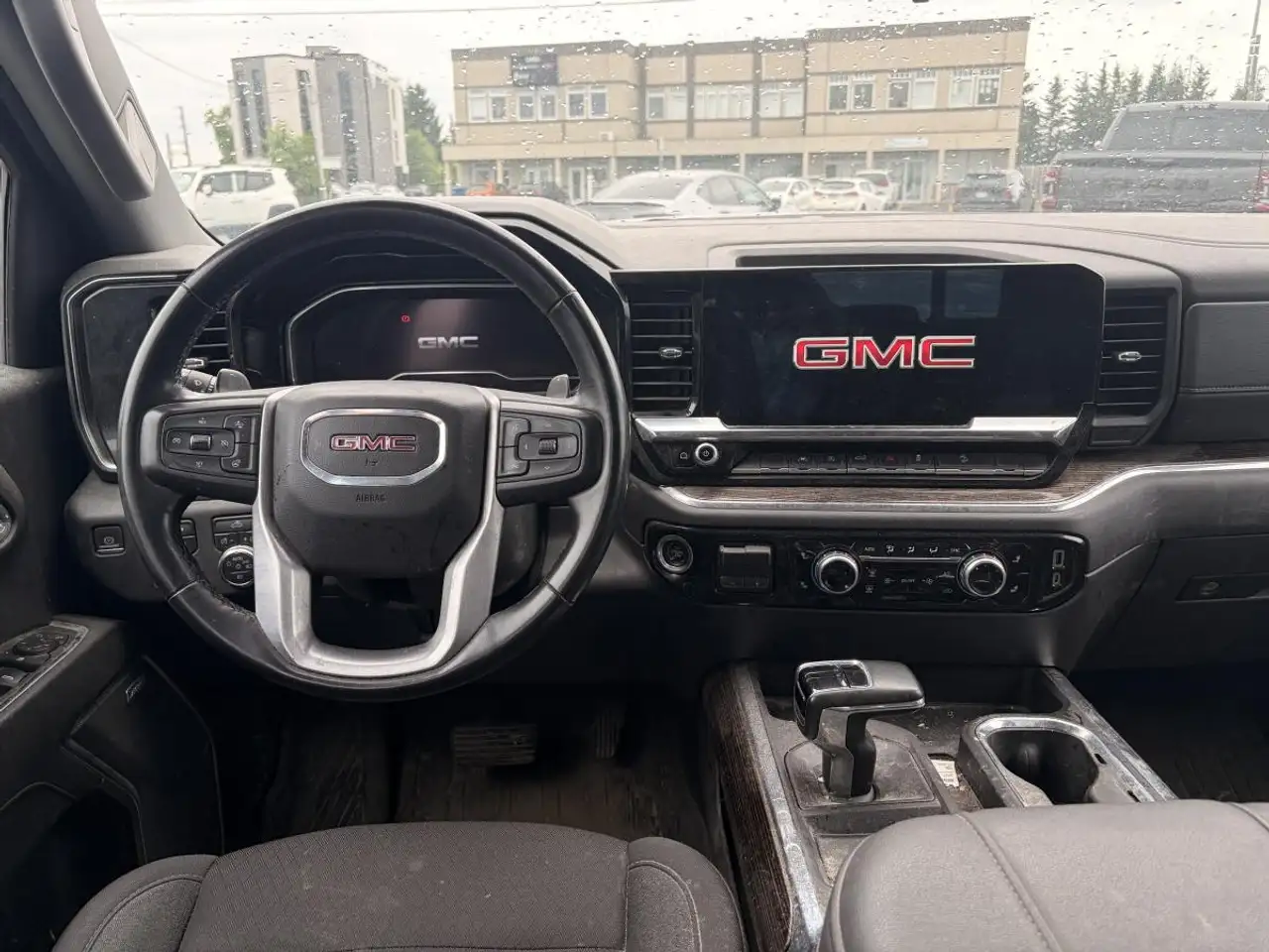GMC Sierra 1500 снимка GMC Sierra 1500
