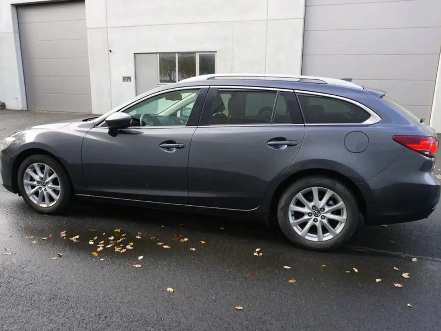 Mazda 6 6  2.2 Kombi SKYACTIV-D Aut. Business-Line Gris - 2