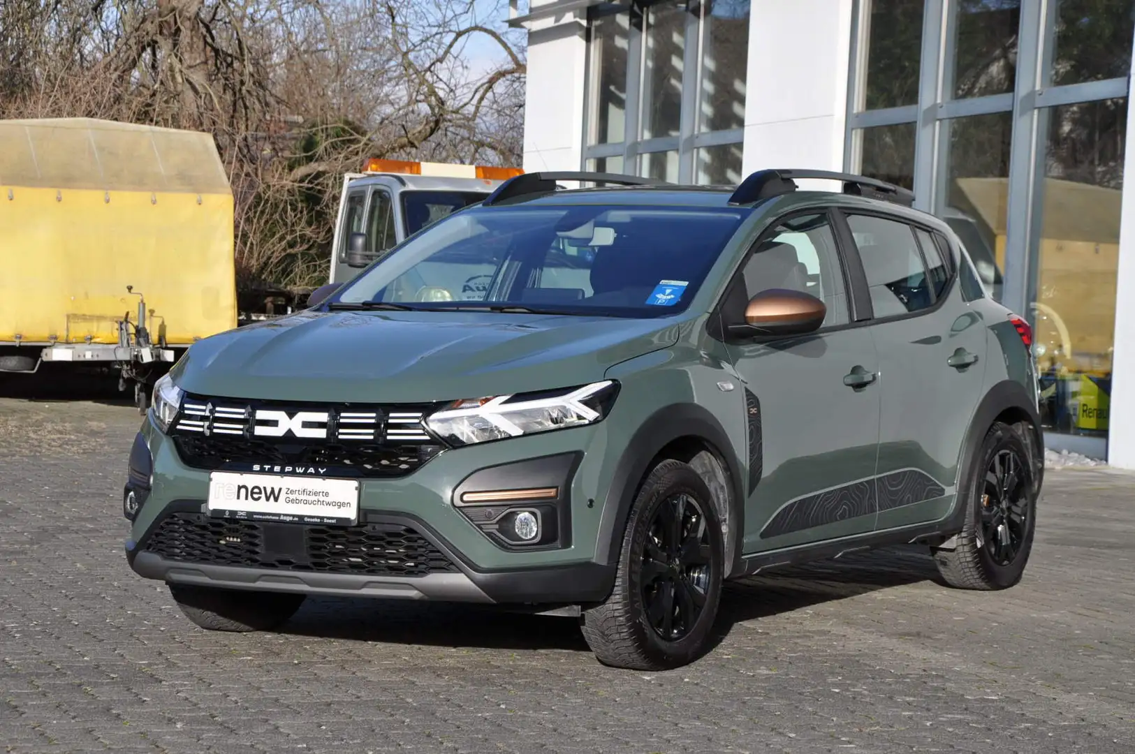 Dacia Sandero III Stepway Extreme+ TCe 100 ECO-G *Nav* Grün - 2